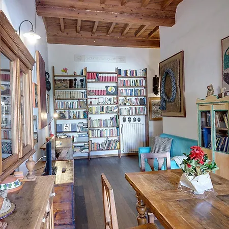 Apartment Mezzo 24 II Florenz