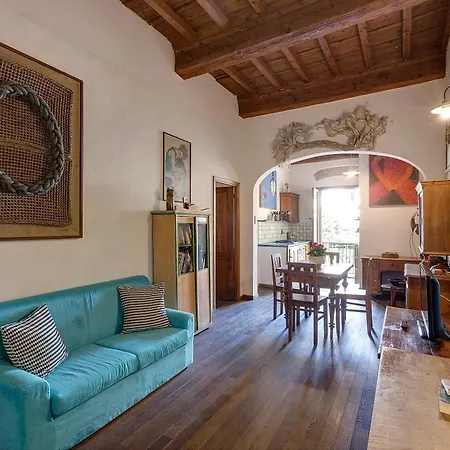 Art Sant Ambrogio Apartment *